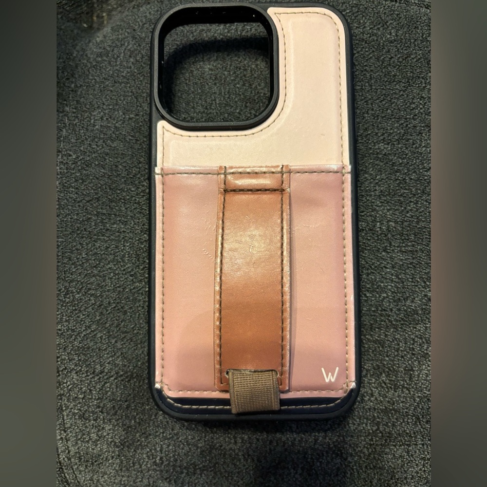 Walli iPhone 14 Pro case.